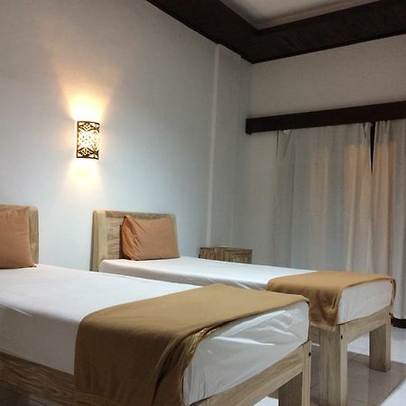 Kubu B'Dauh Homestay Legian Buitenkant foto