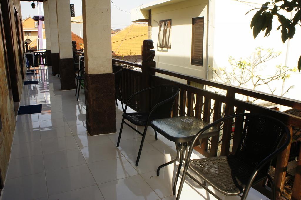 Kubu B'Dauh Homestay Legian Buitenkant foto